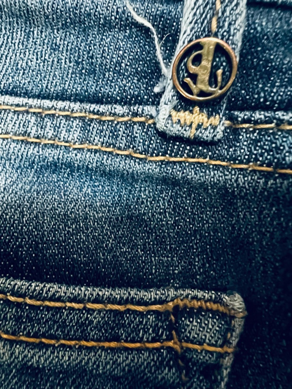 DRIFTWOOD - Women’s Blue ankle cropped Denim Jeans - Picture 5 of 8